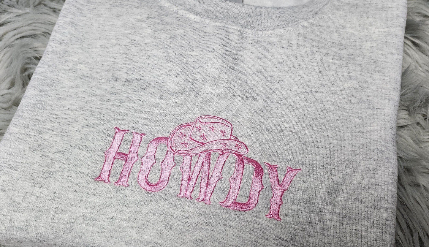 Embroidered Howdy Crewneck - Cowgirl Western Style Crewneck - Embroidered gift