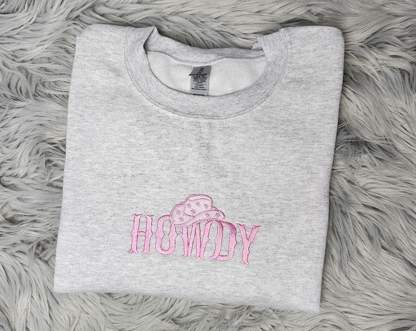 Embroidered Howdy Crewneck - Cowgirl Western Style Crewneck - Embroidered gift